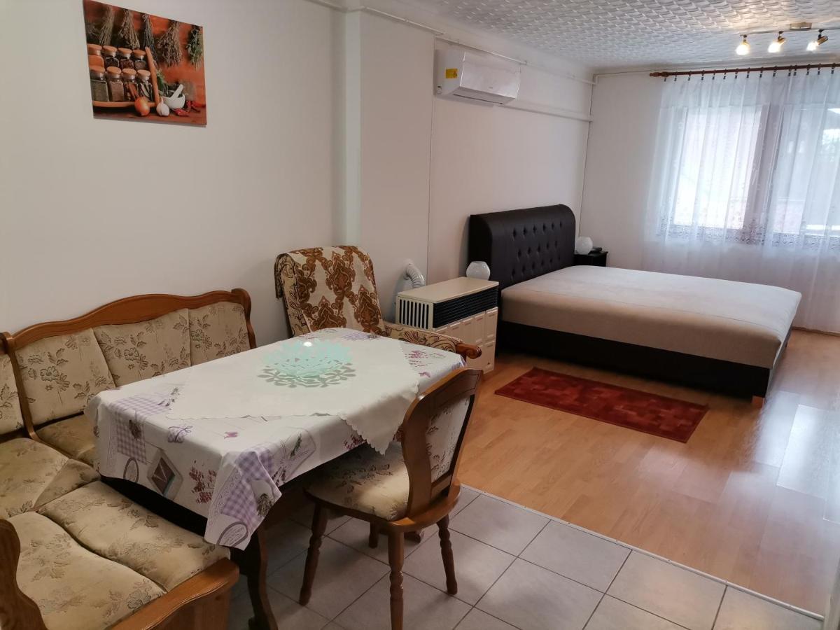 Aida apartman Harkány Exterior foto
