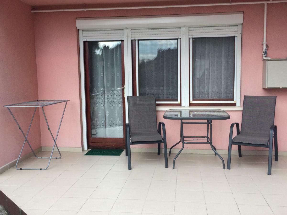 Aida apartman Harkány Exterior foto